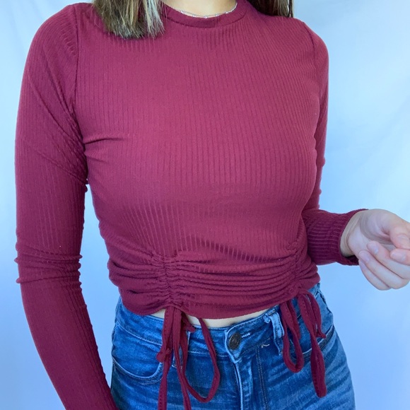 Berry Ruched Top - Picture 2 of 2